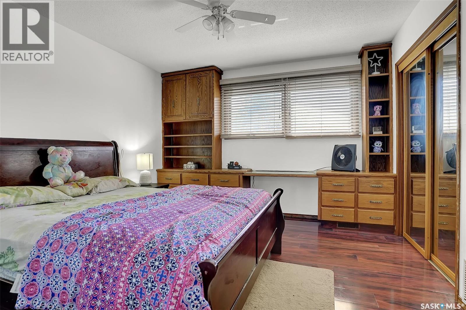 Photo 14 of 1540 9th Avenue E, Regina SK