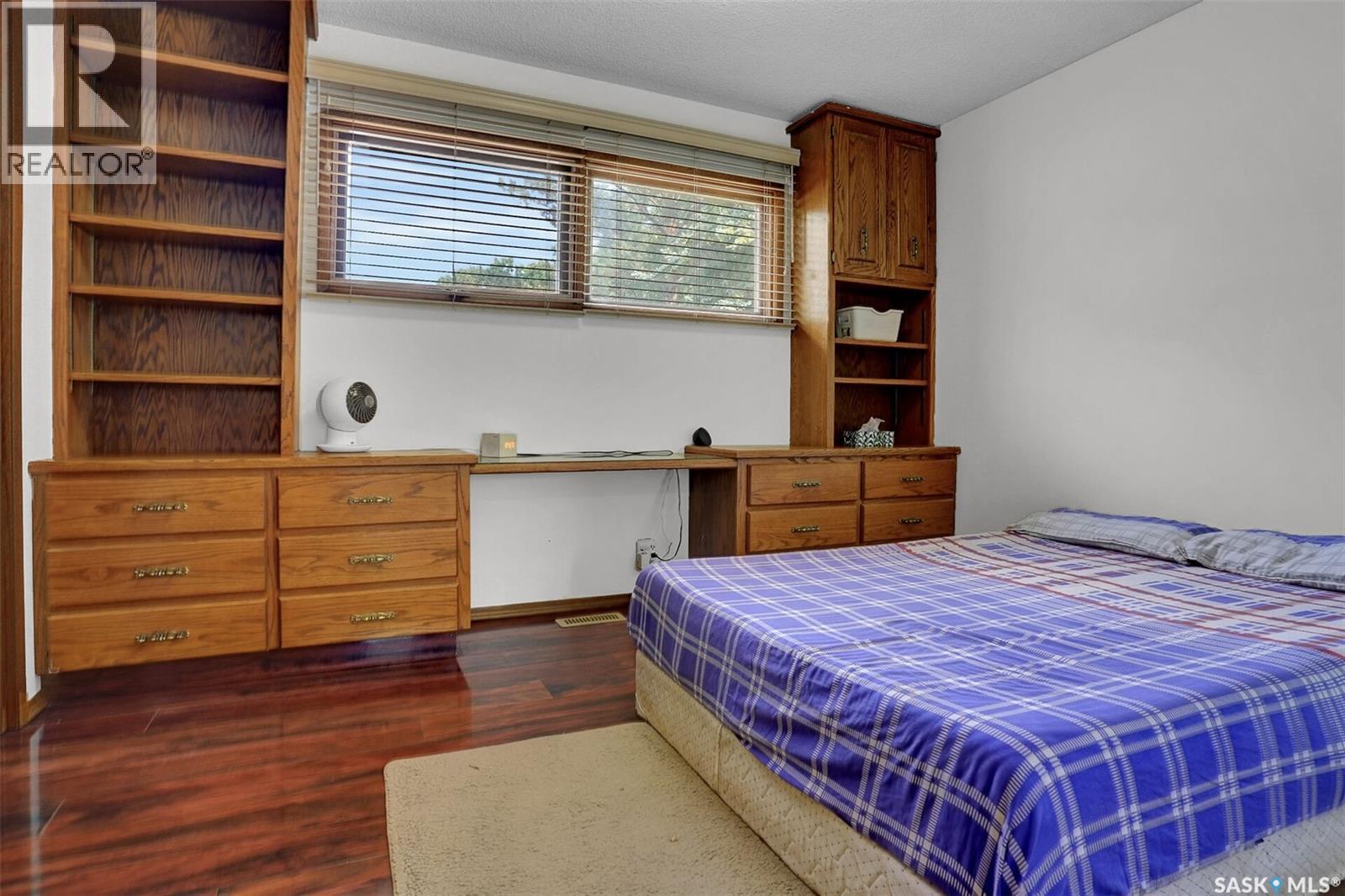 Photo 18 of 1540 9th Avenue E, Regina SK
