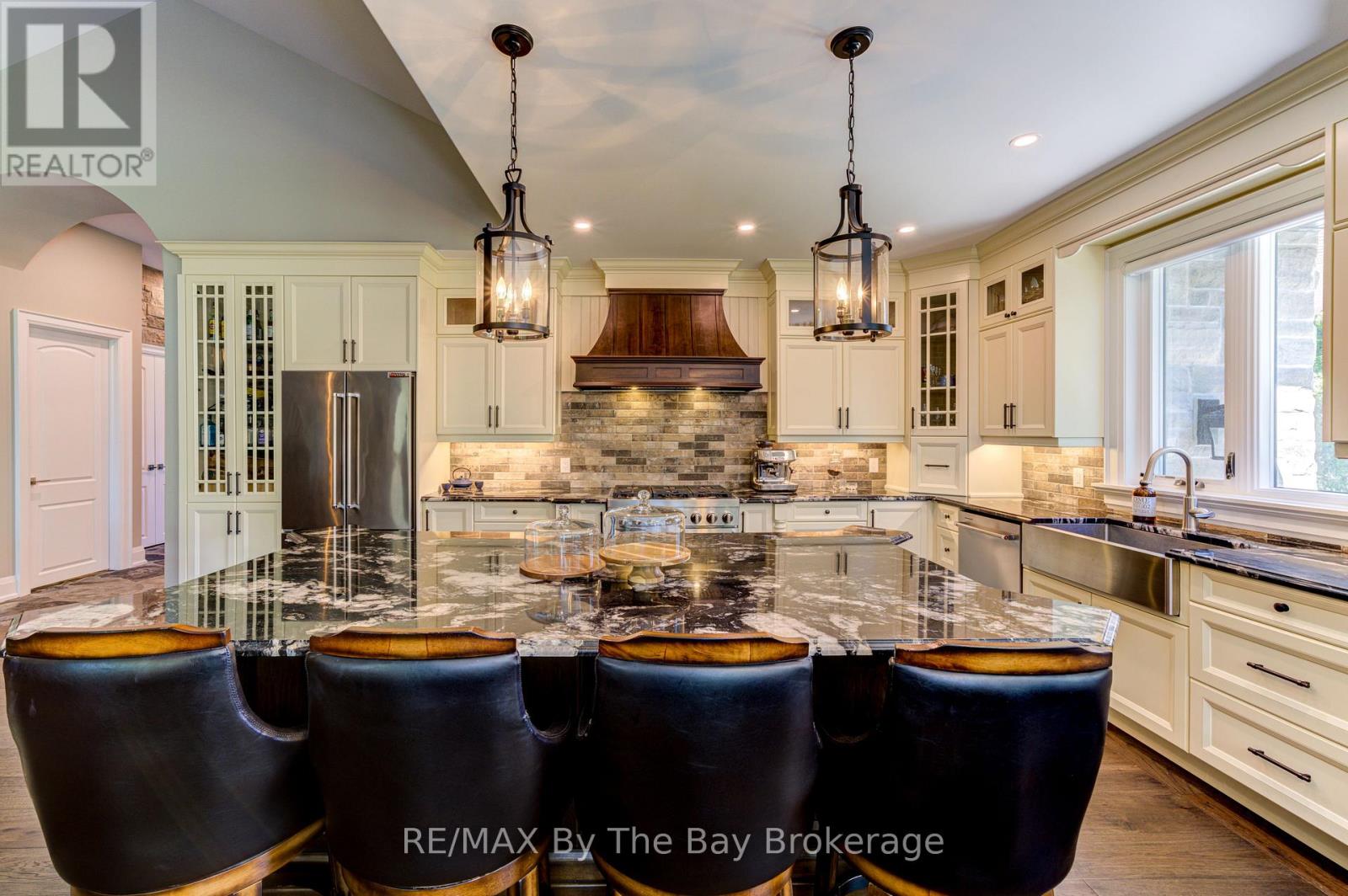 Photo 40 of 833 Eastdale Drive, Wasaga Beach ON