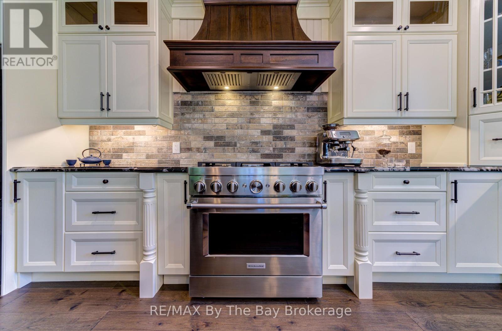 Photo 19 of 833 Eastdale Drive, Wasaga Beach ON