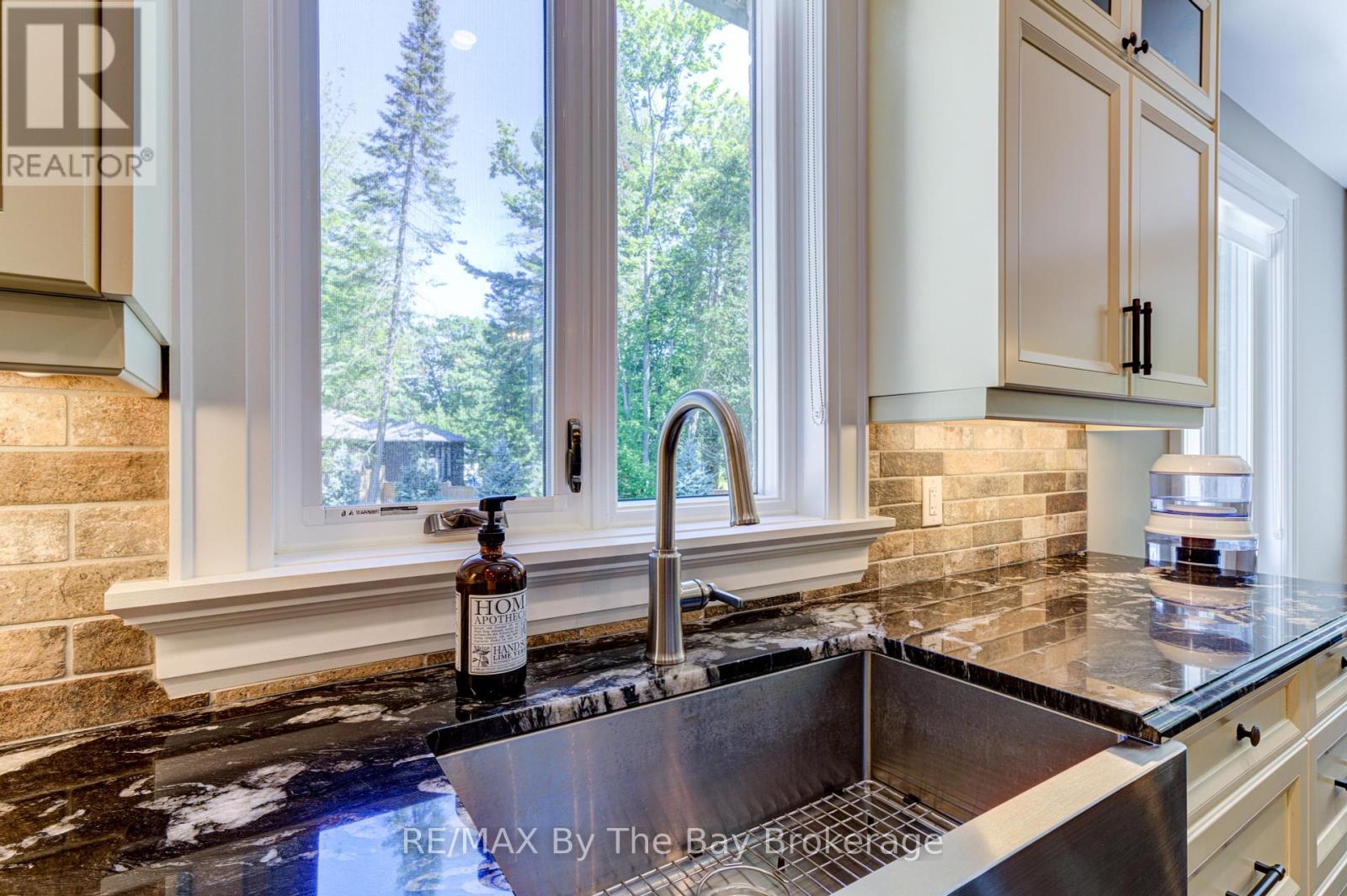 Photo 39 of 833 Eastdale Drive, Wasaga Beach ON