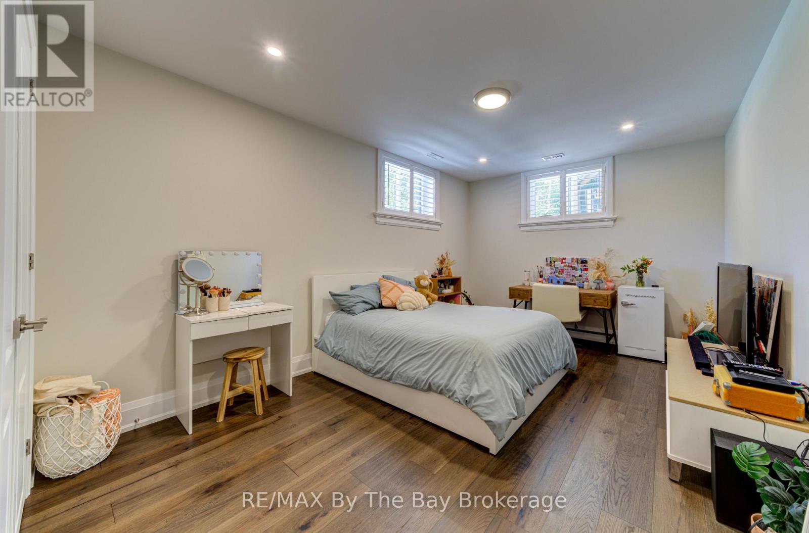 Photo 27 of 833 Eastdale Drive, Wasaga Beach ON