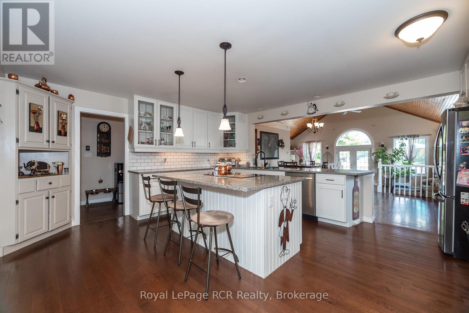 Photo 8 of 113 Glenwood Place, West Grey ON