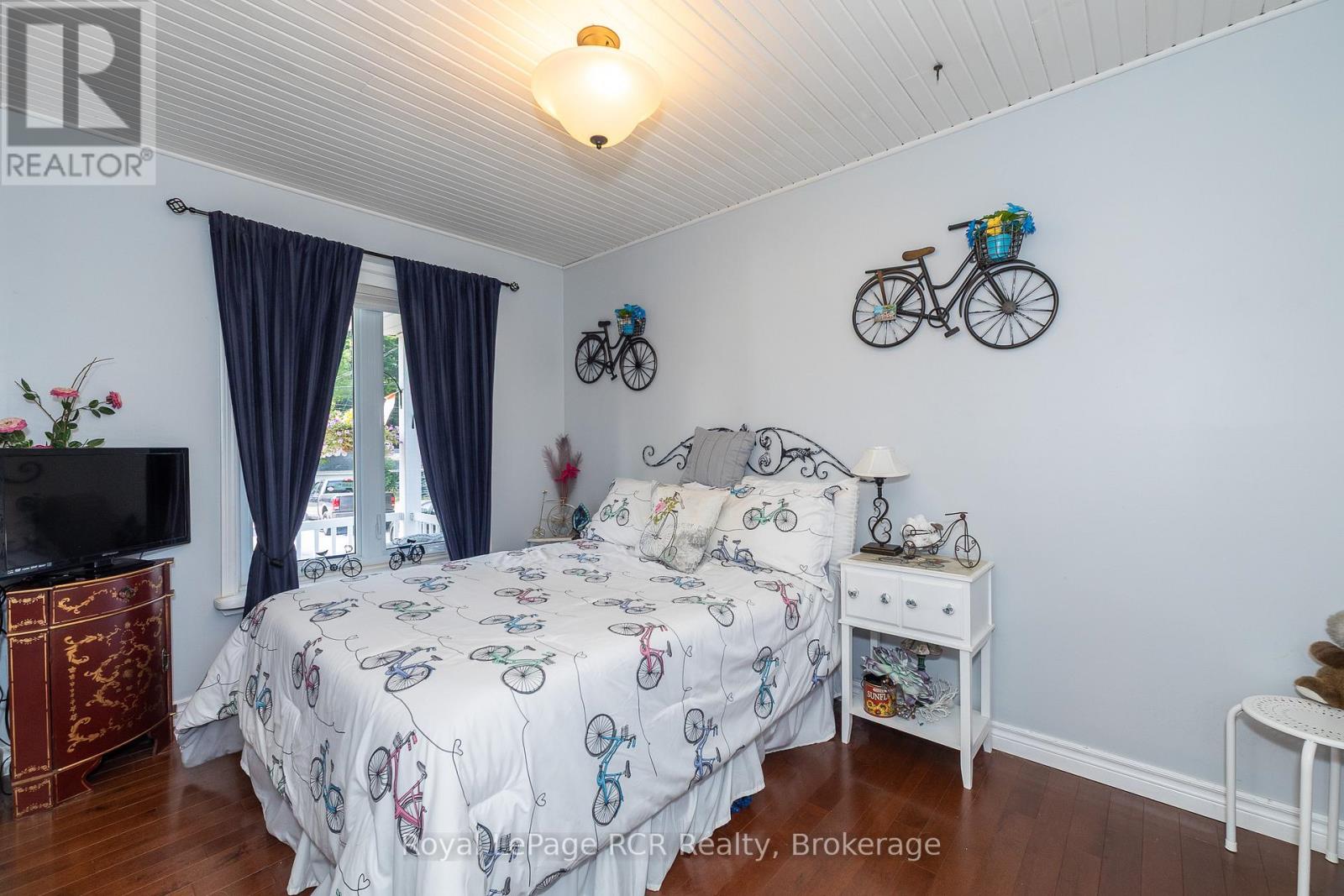 Photo 23 of 113 Glenwood Place, West Grey ON