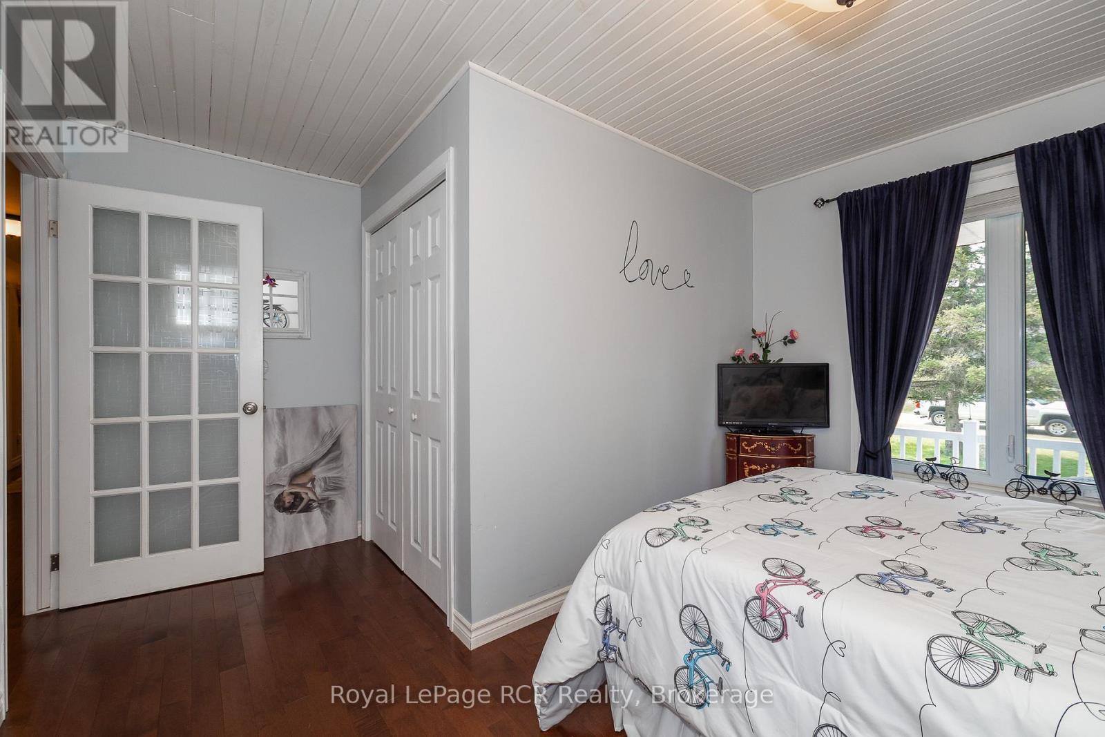 Photo 3 of 113 Glenwood Place, West Grey ON