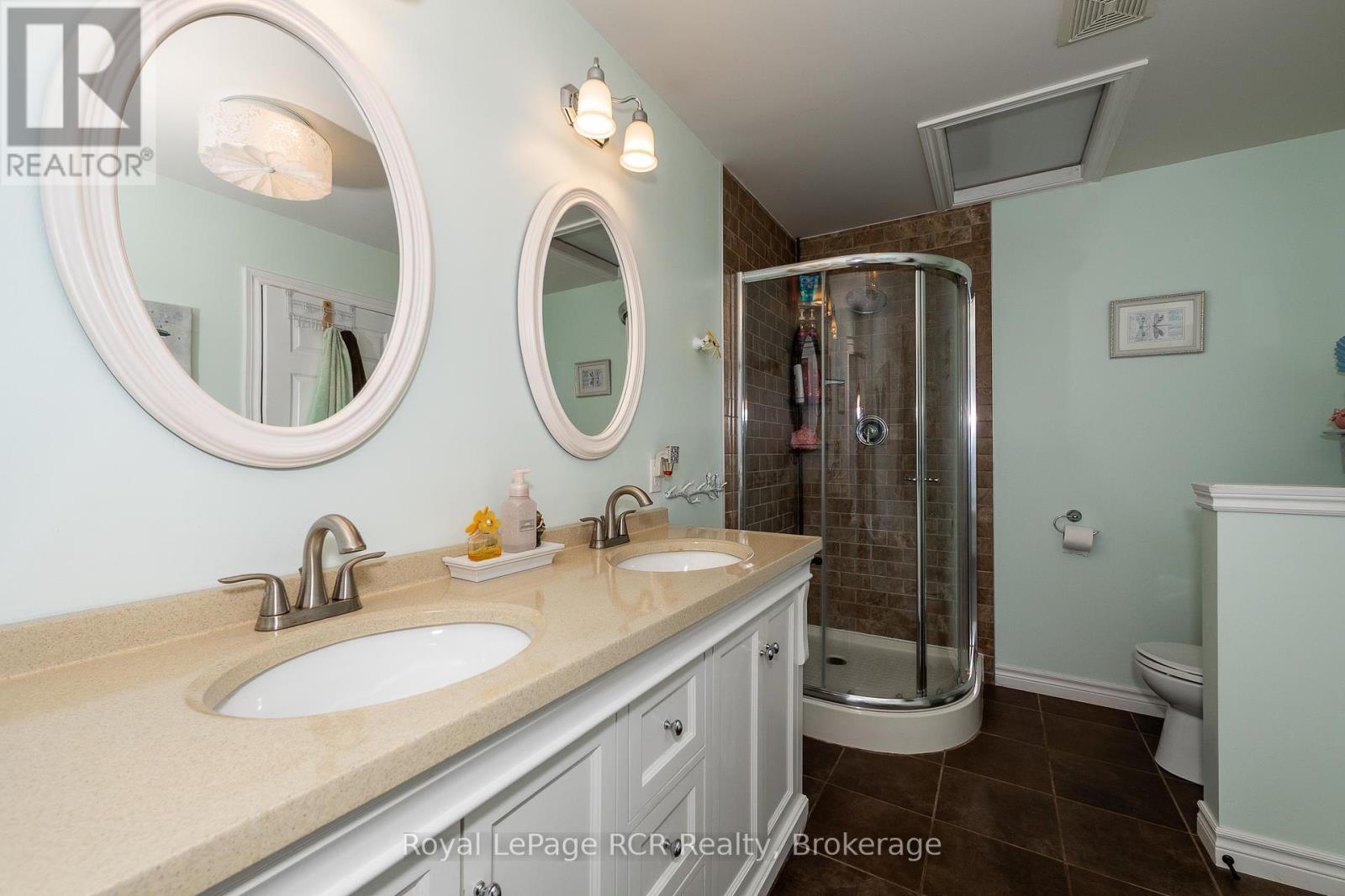 Photo 25 of 113 Glenwood Place, West Grey ON