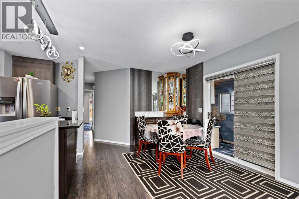 Photo 19 of 265 Martinglen Way Ne, Calgary AB