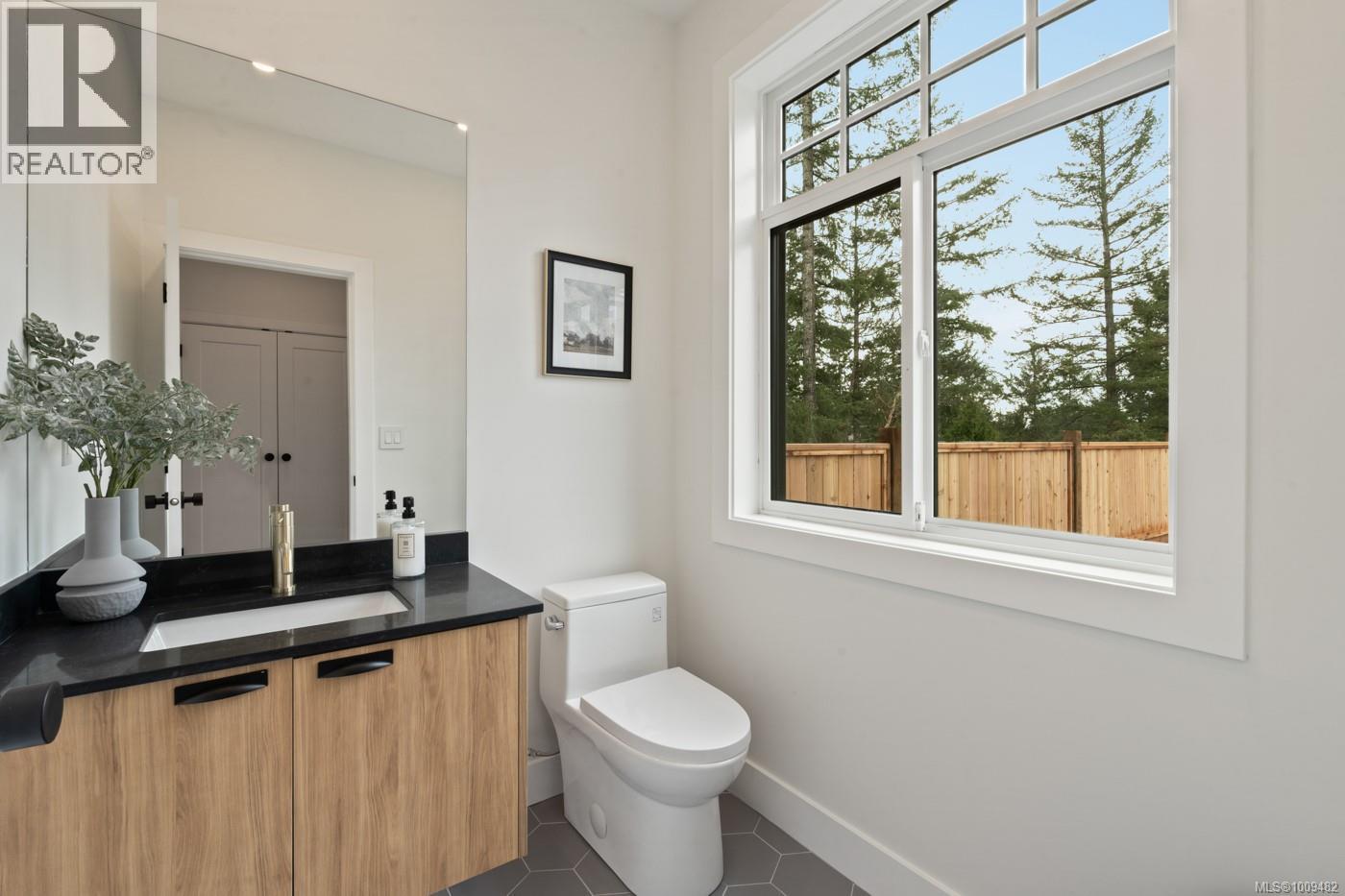 Photo 26 of 557 Belford Pl, Langford BC