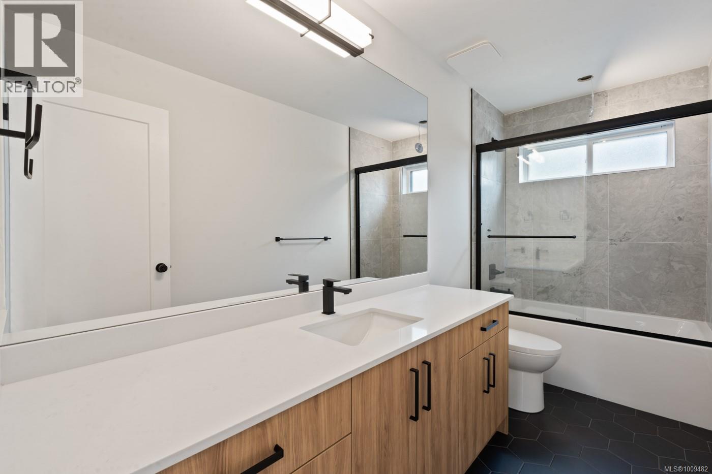 Photo 15 of 557 Belford Pl, Langford BC