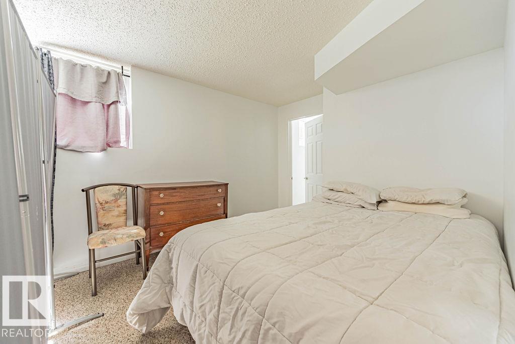 Photo 20 of 11606 67 St Nw, Edmonton AB