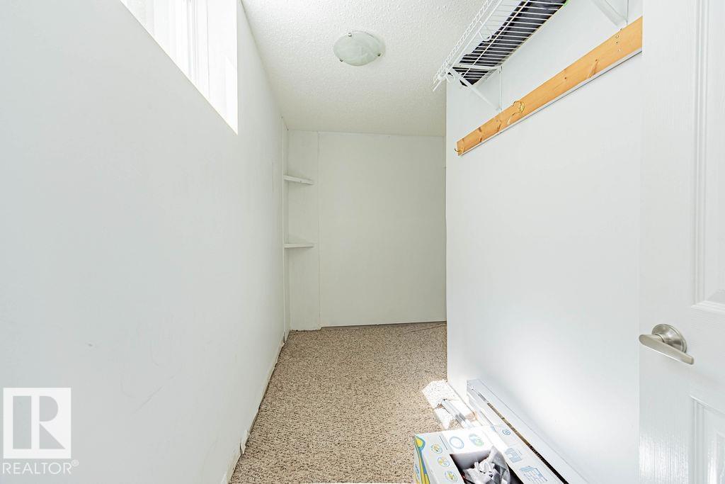 Photo 21 of 11606 67 St Nw, Edmonton AB