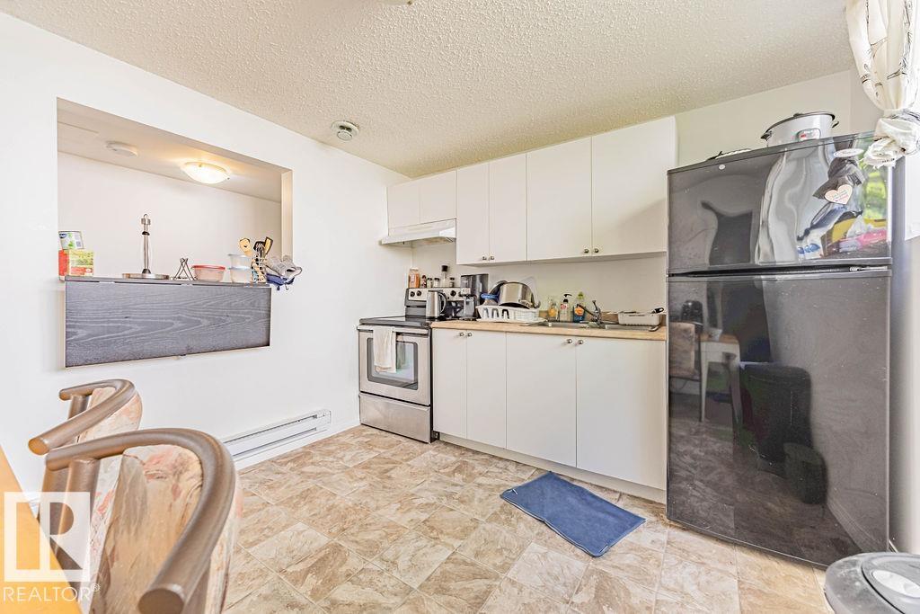 Photo 26 of 11606 67 St Nw, Edmonton AB