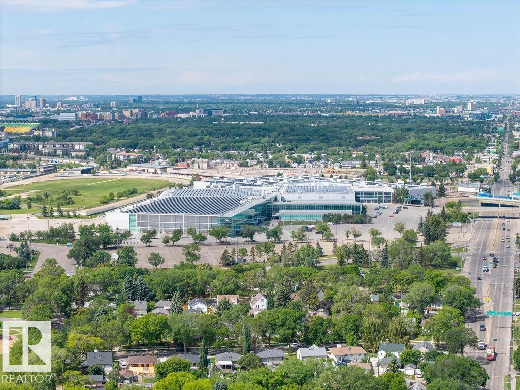 Photo 38 of 11606 67 St Nw, Edmonton AB