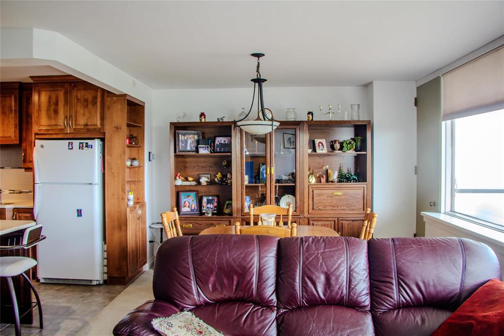 Photo 1 of 810 99 Wellington Crescent, Winnipeg MB
