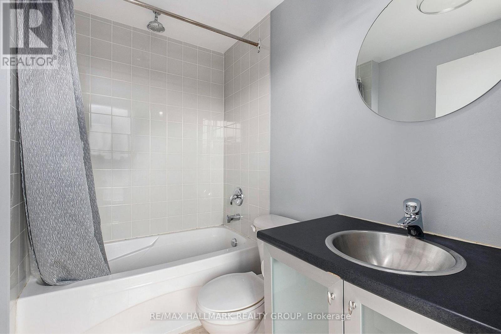 Photo 24 of 805 383 Cumberland Street, Ottawa ON