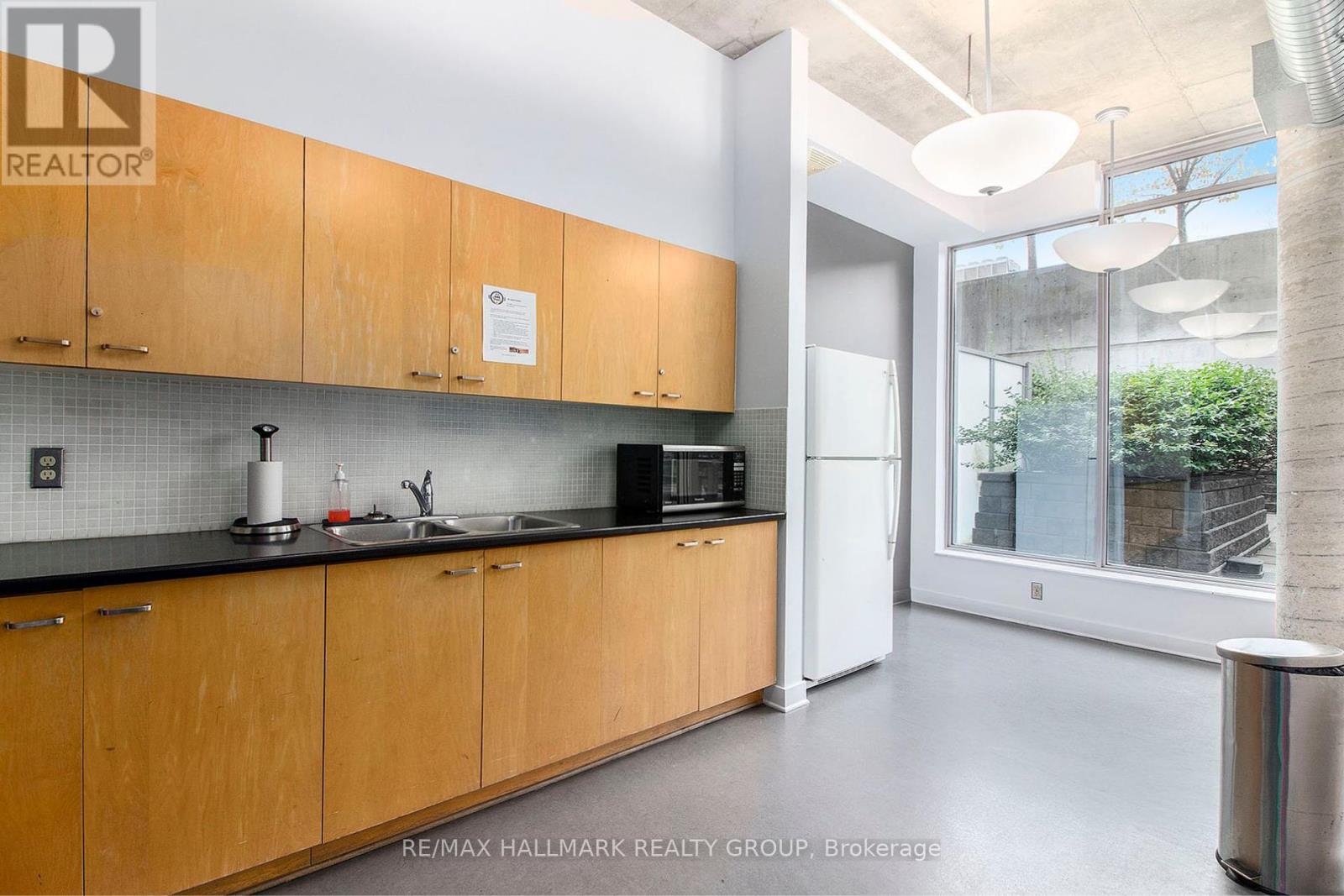 Photo 9 of 805 383 Cumberland Street, Ottawa ON