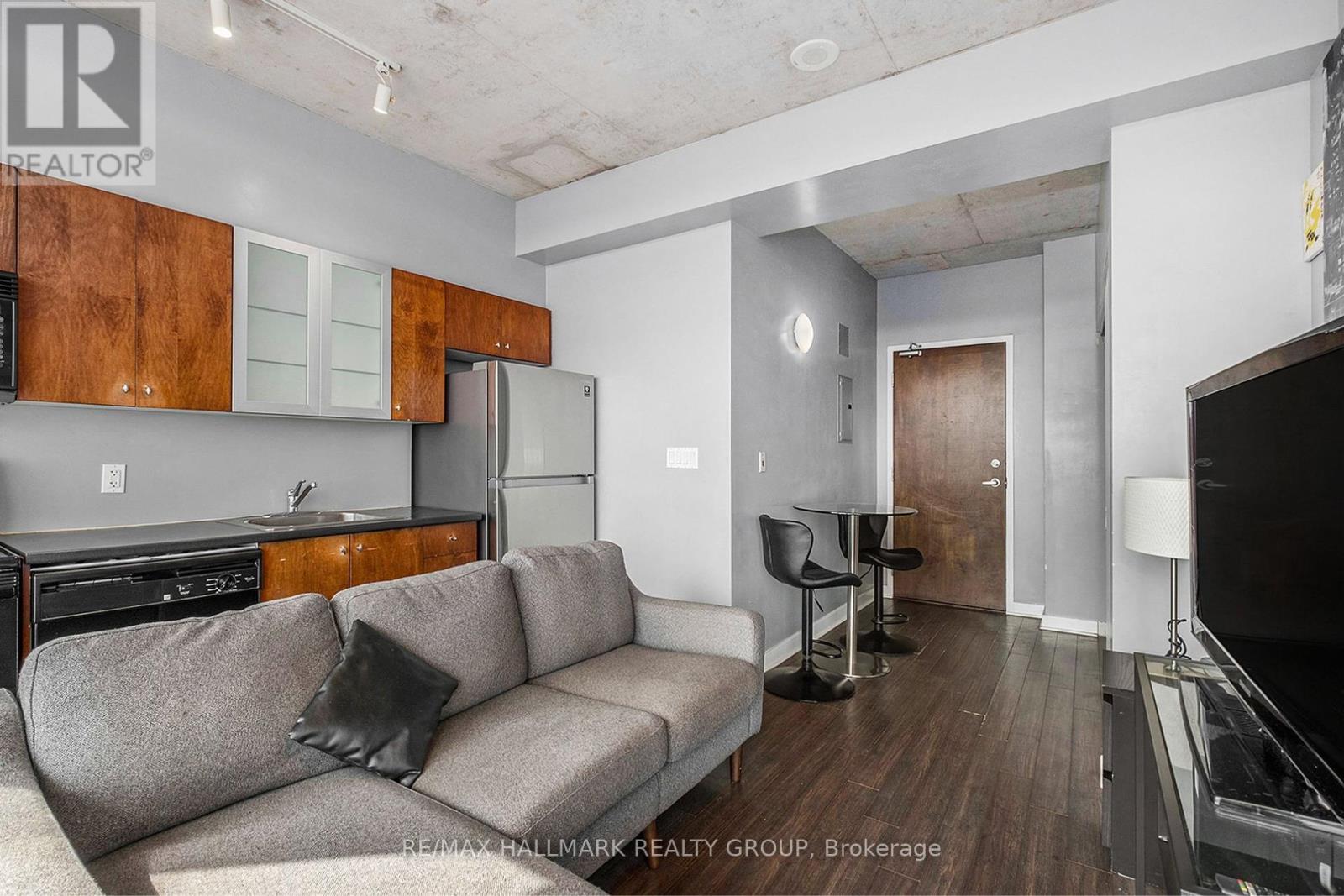 Photo 22 of 805 383 Cumberland Street, Ottawa ON