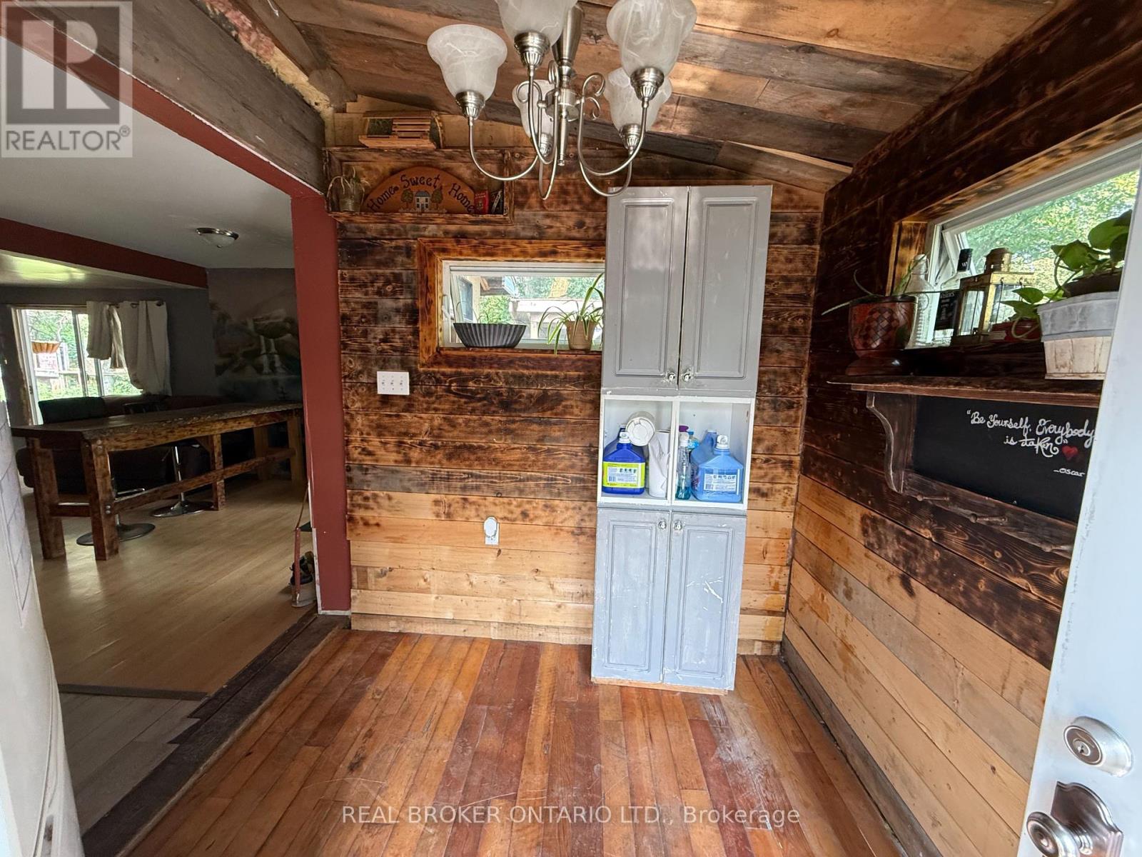 Photo 4 of 2401 Totem Ranch Road, North Grenville ON