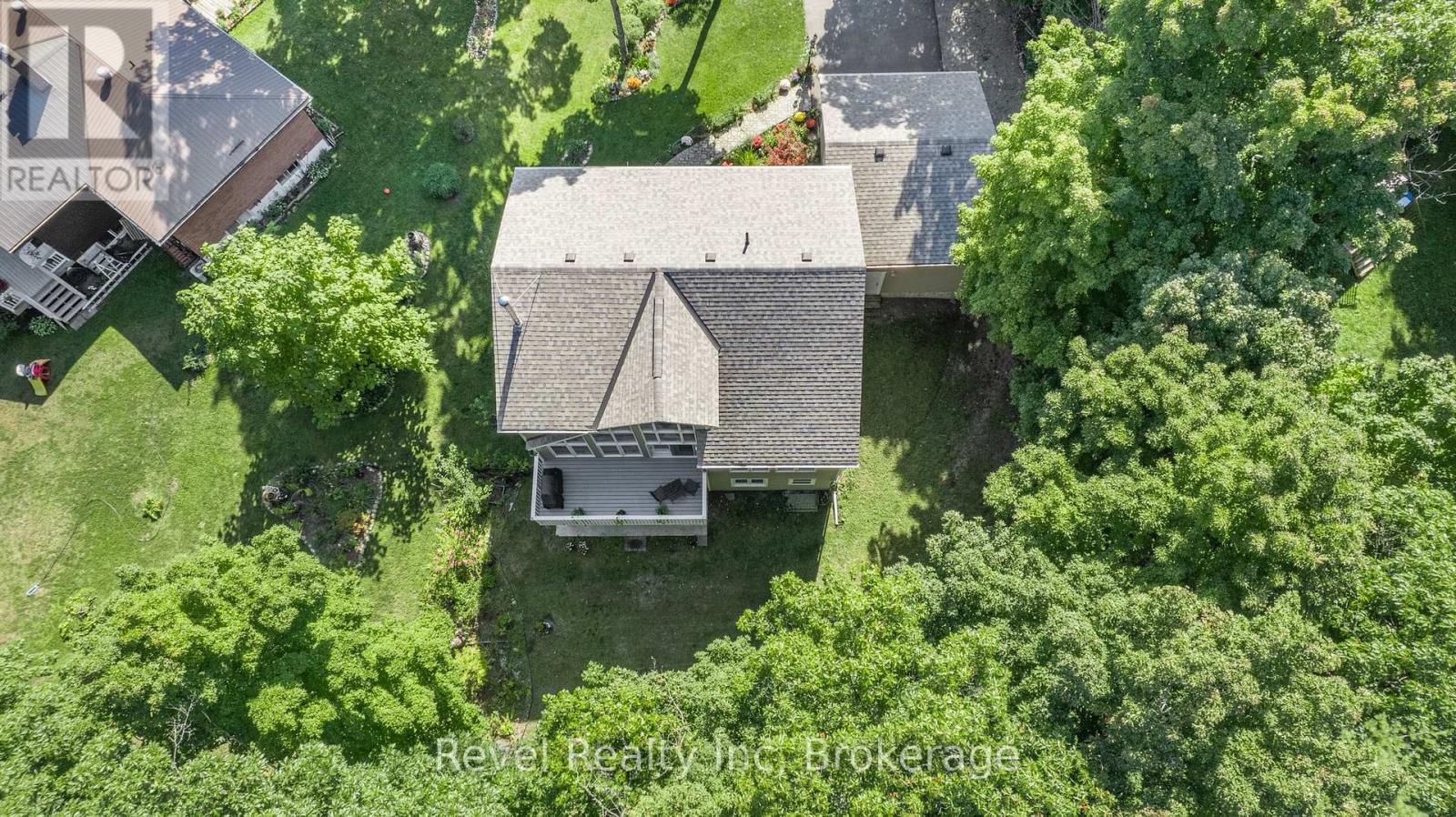 Photo 43 of 10 Musquake Court, Tiny ON