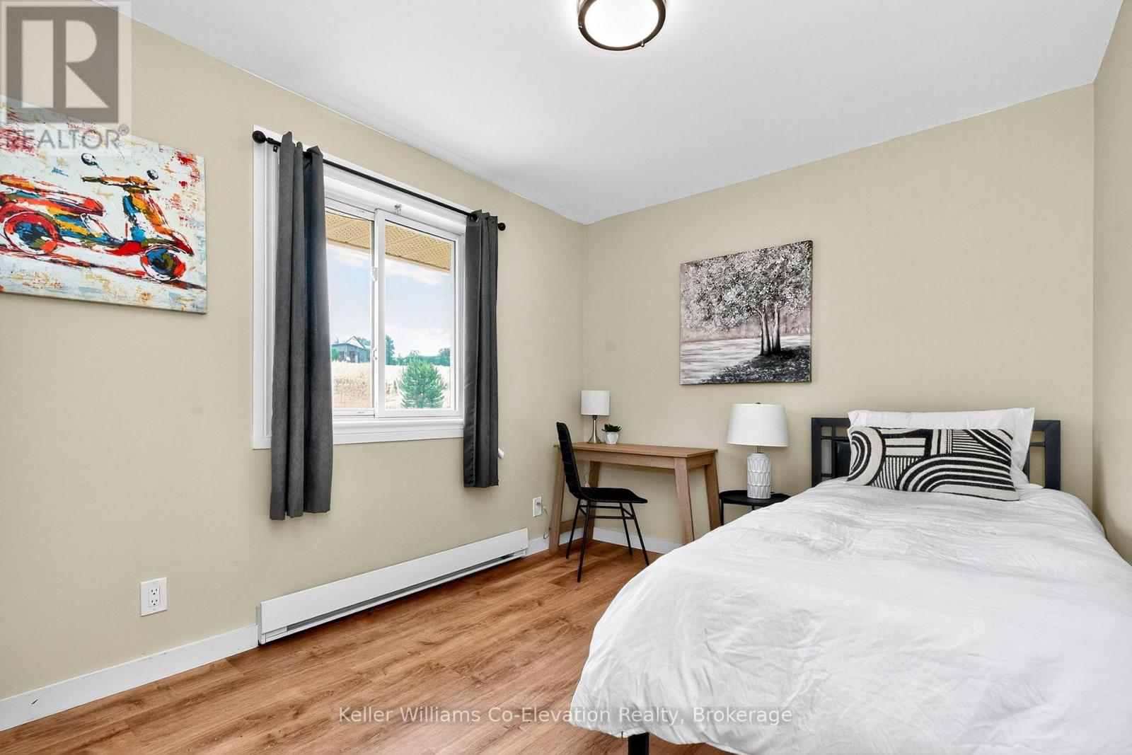 Photo 10 of 2 159 Church Street, Penetanguishene ON