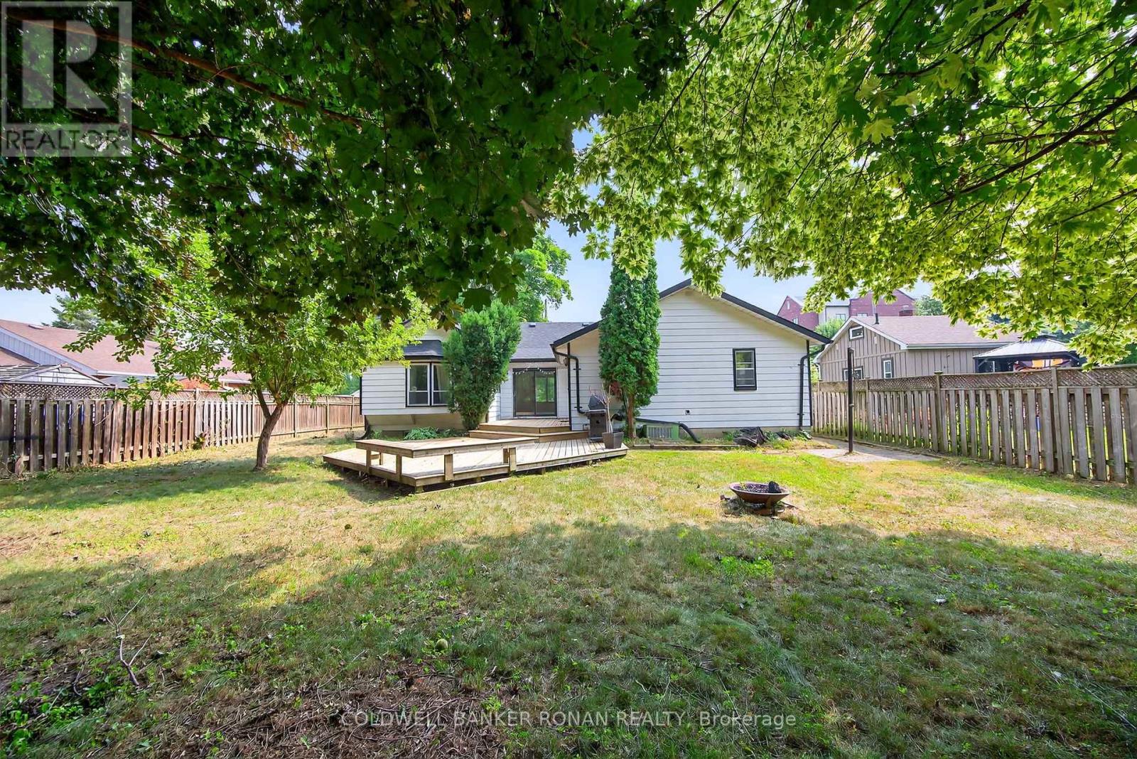 Photo 47 of 180 Wellington Street E, New Tecumseth ON