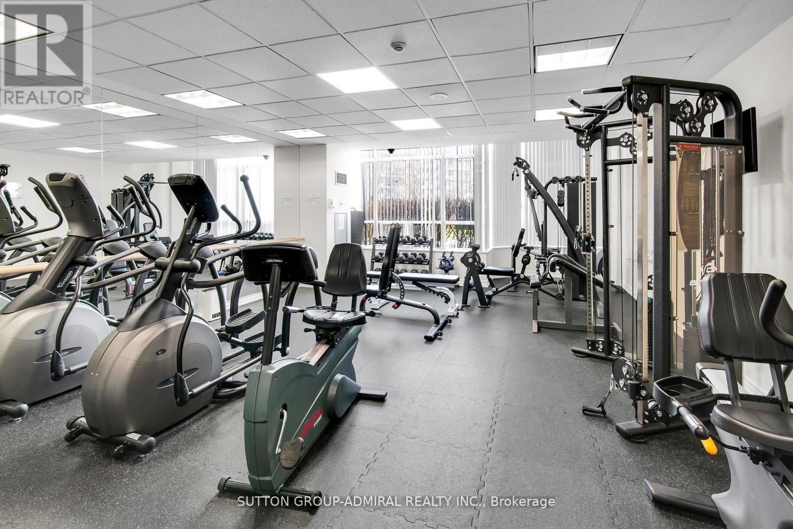 Photo 20 of 317 11 Townsgate Drive, Vaughan ON