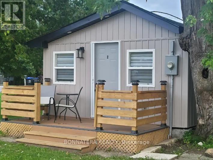 Photo 12 of 687 Innisfil Beach Road, Innisfil ON