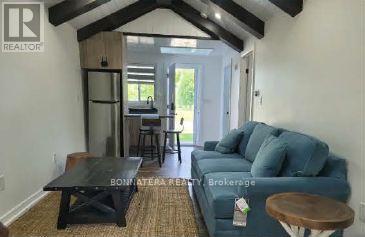 Photo 11 of 687 Innisfil Beach Road, Innisfil ON