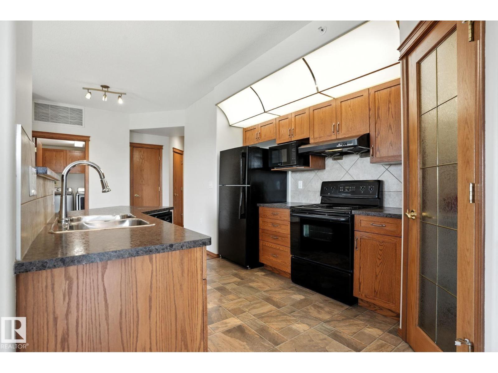 Photo 1 of 430 11260 153 Av Nw, Edmonton AB