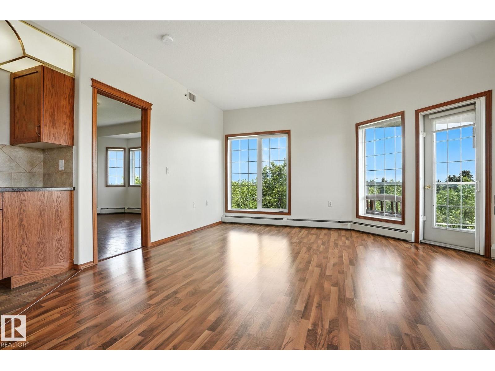 Photo 7 of 430 11260 153 Av Nw, Edmonton AB
