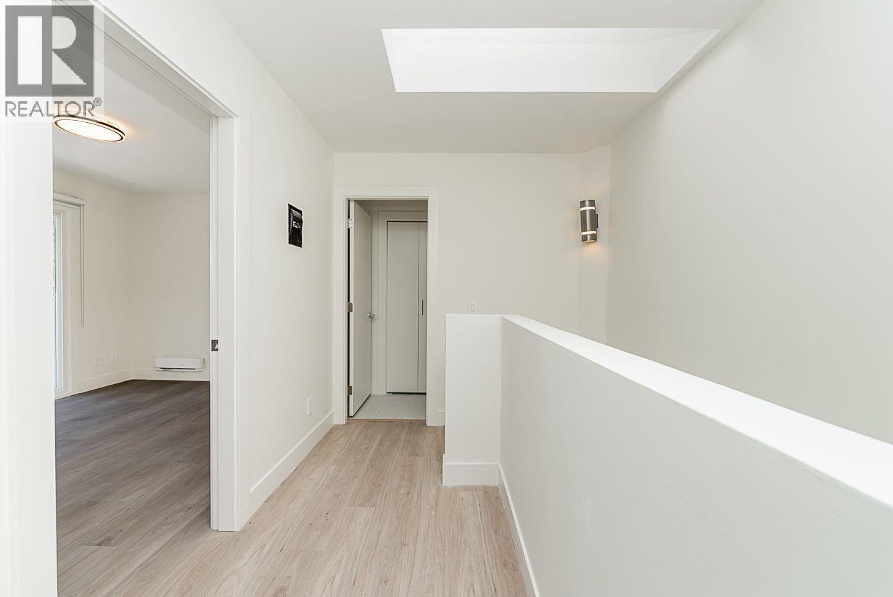 Photo 15 of 1747 Salisbury Avenue, Port Coquitlam BC
