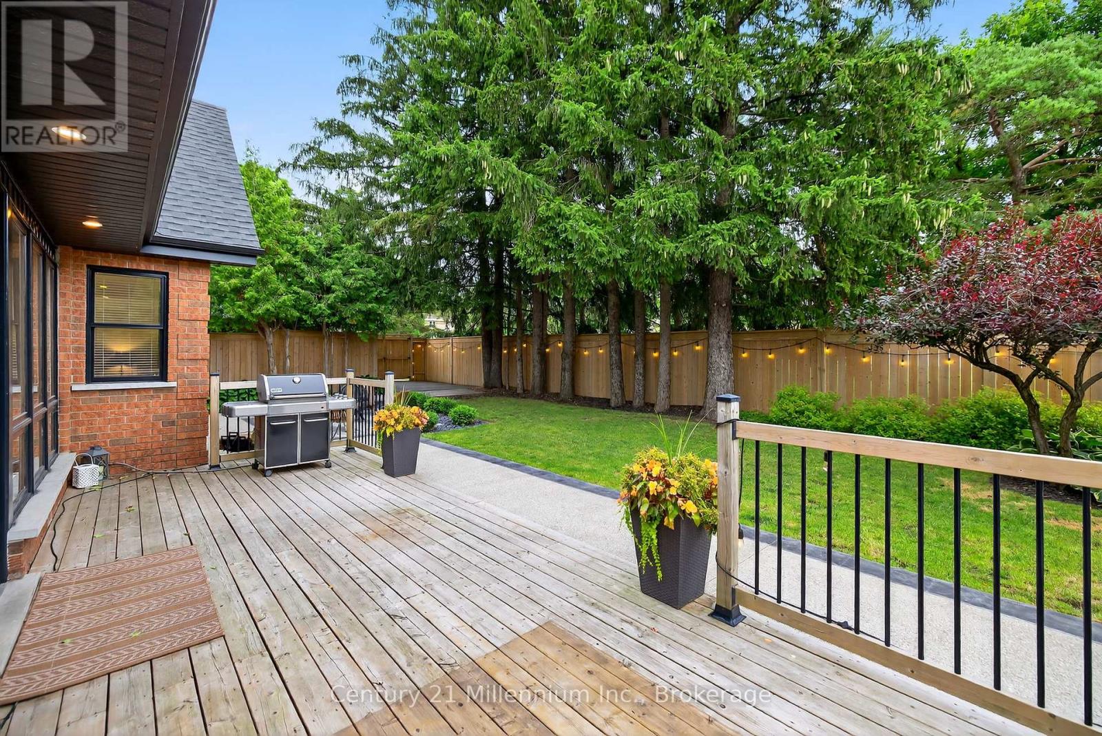 Photo 33 of 124 Frederick Street E, Wellington North ON