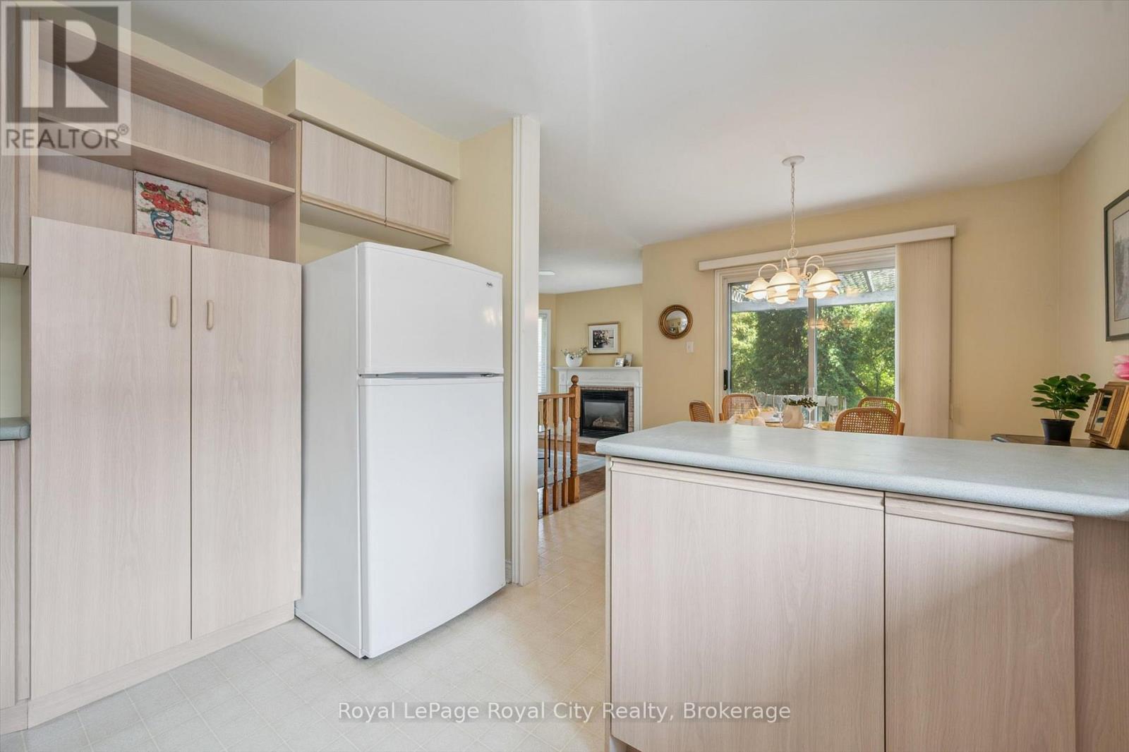 Photo 15 of 267 Irvine Street, Centre Wellington ON