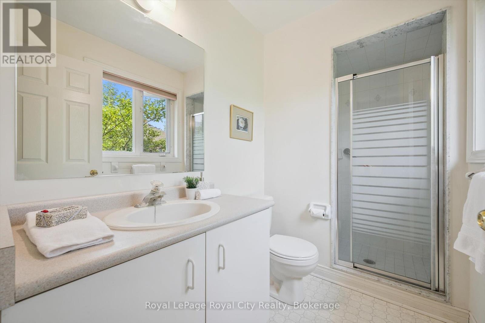 Photo 13 of 267 Irvine Street, Centre Wellington ON