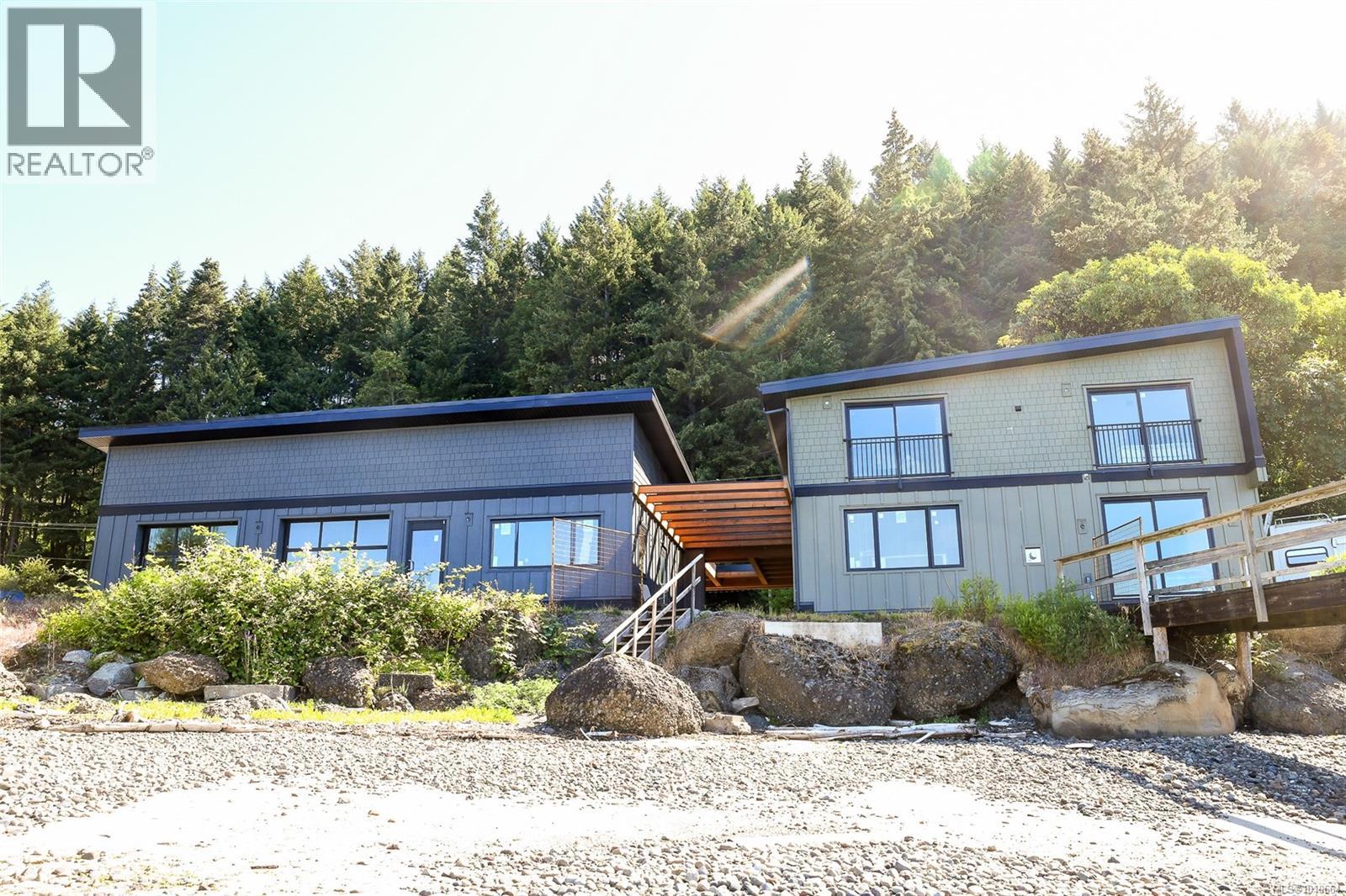 4305 Shingle Spit Rd, Hornby Island - Exteriors - Full Complex View - Photo 12
