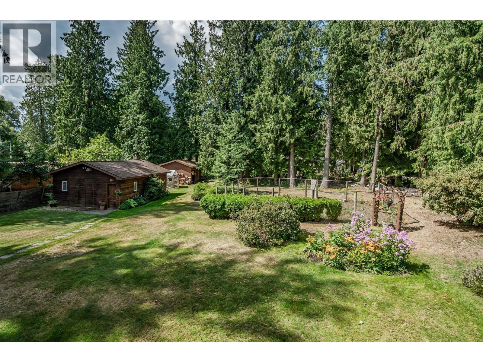 Photo 31 of 2751 Lower Six Mile Road, Nelson BC