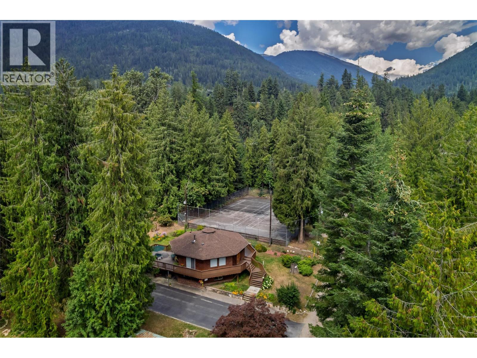 Photo 2 of 2751 Lower Six Mile Road, Nelson BC