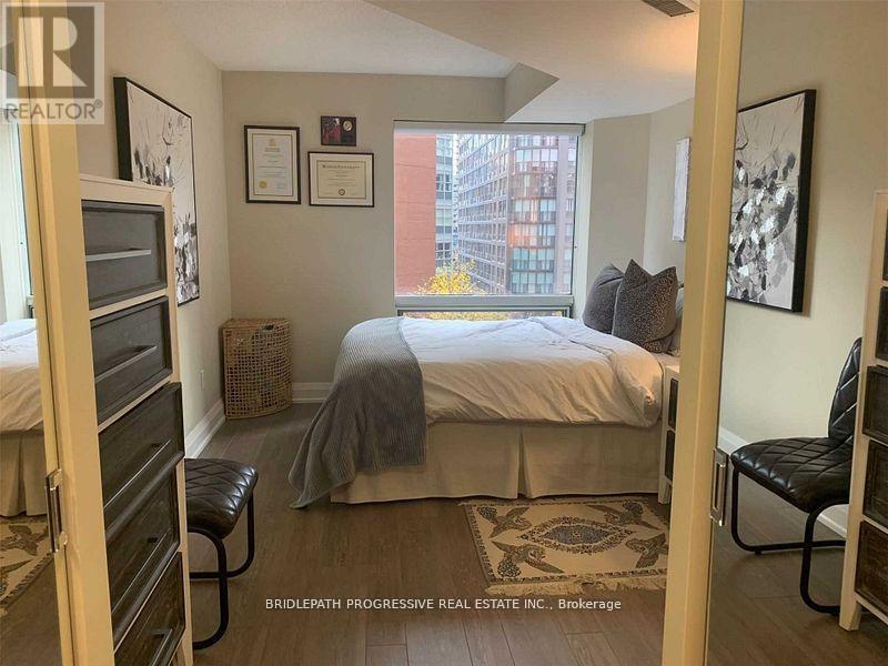 Photo 5 of 706 1001 Bay Street, Toronto ON