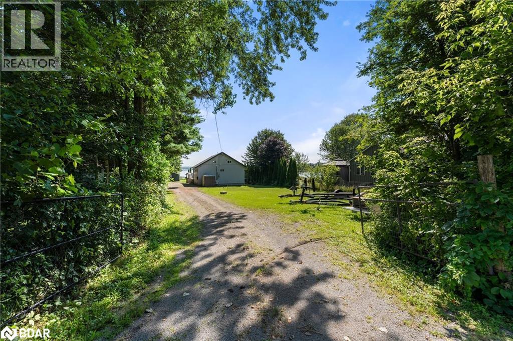Photo 42 of 104 Fulsom Crescent, Kawartha Lakes ON