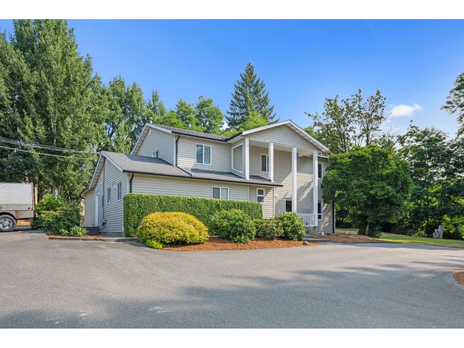 Photo 6 of 6773 256 Street, Langley BC