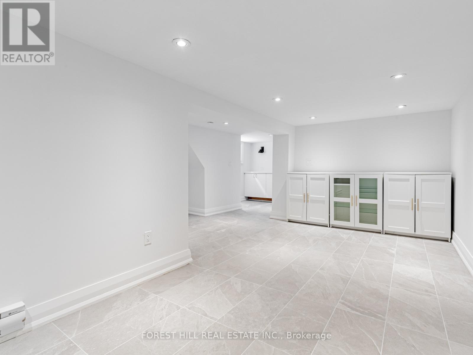 Photo 6 of 123 Bowie Avenue, Toronto ON