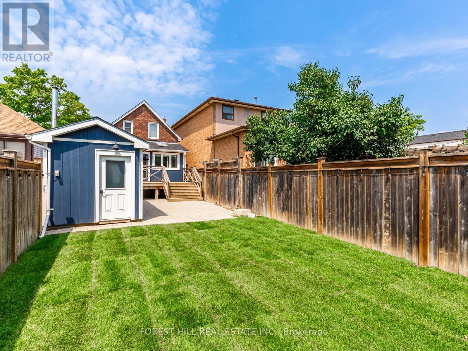 Photo 22 of 123 Bowie Avenue, Toronto ON