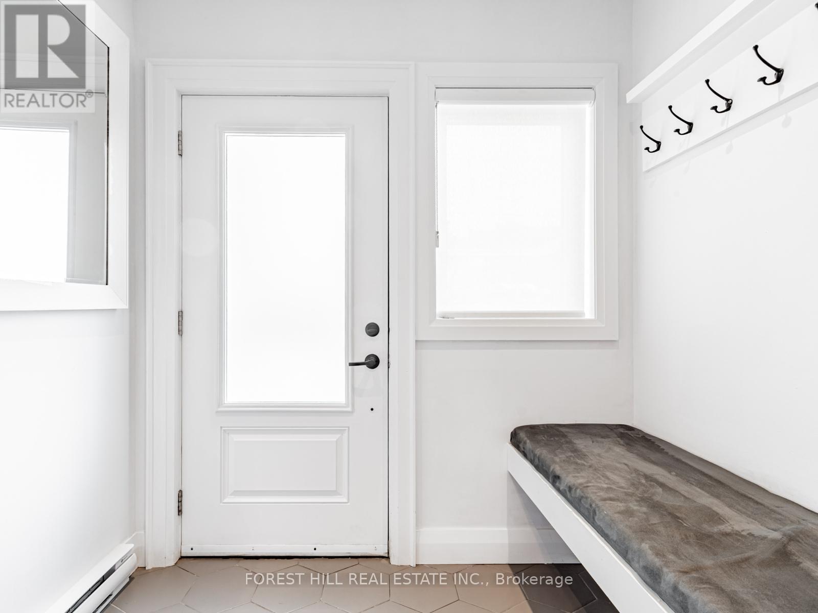 Photo 5 of 123 Bowie Avenue, Toronto ON