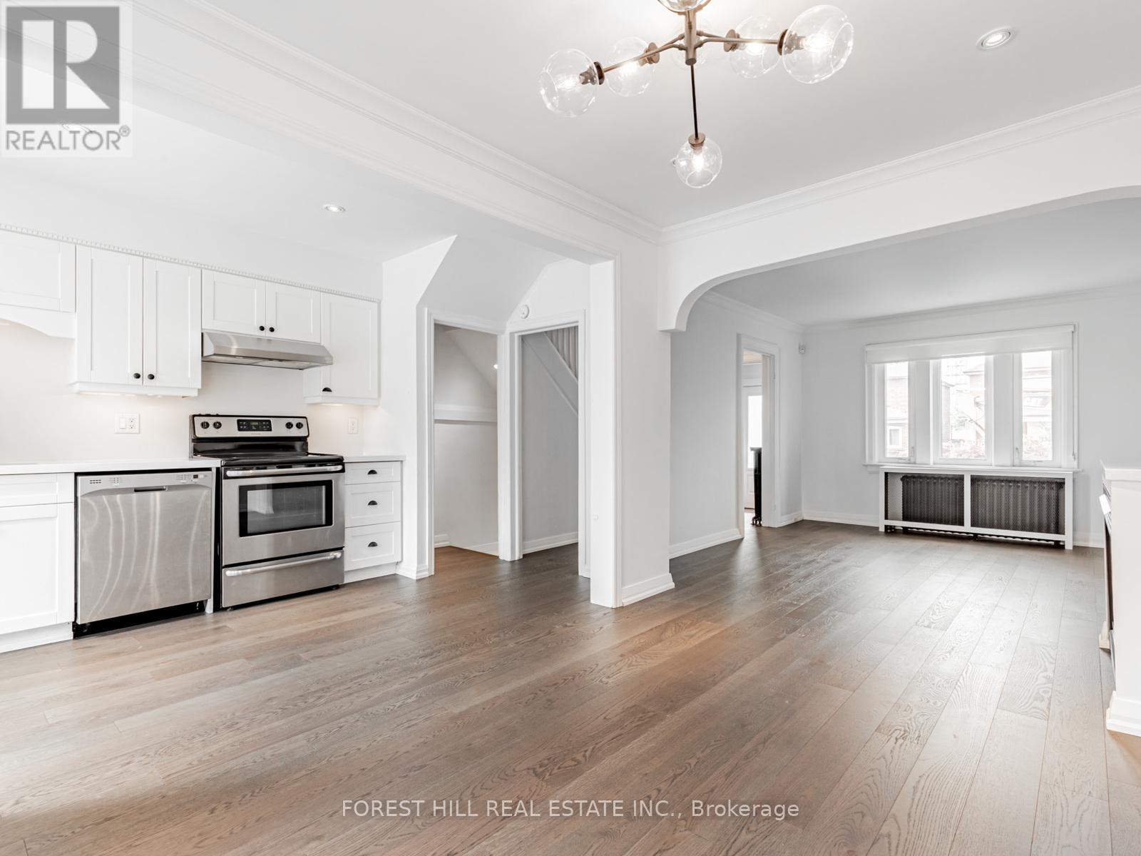 Photo 23 of 123 Bowie Avenue, Toronto ON