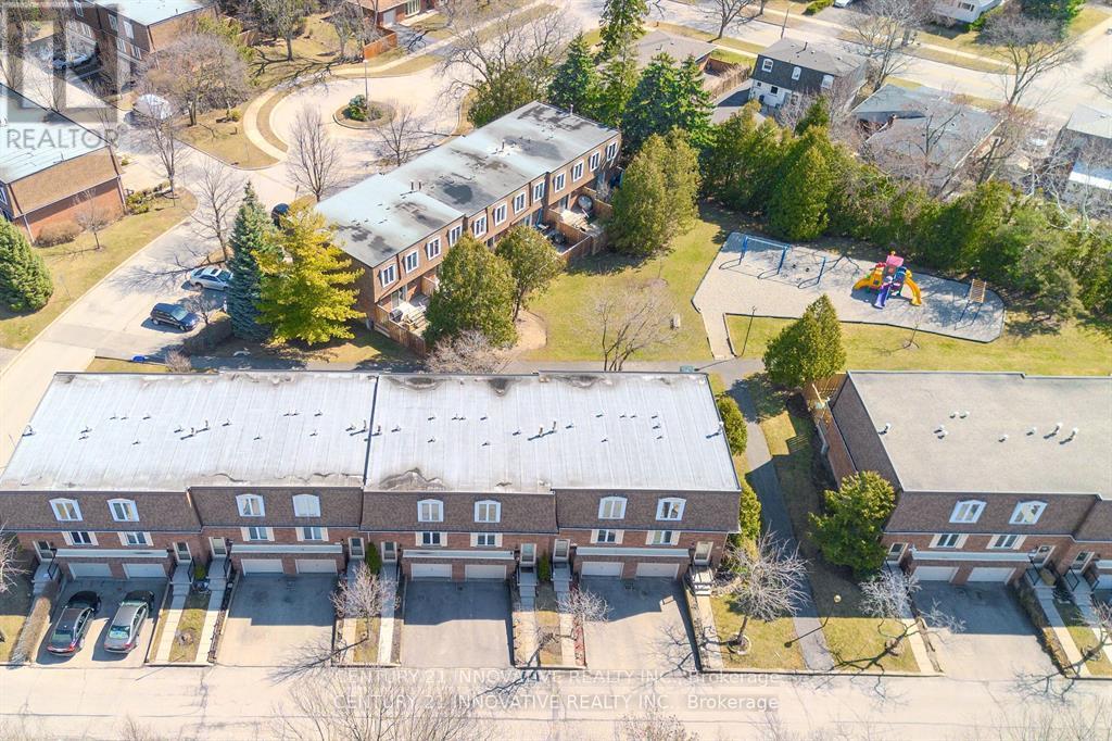 Photo 27 of 1534 Westminster Place, Burlington ON