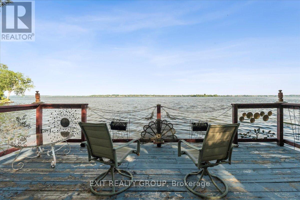 Photo 19 of 33 Carrying Place Road, Quinte West ON