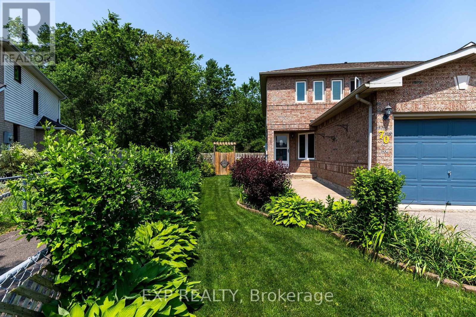 Photo 5 of 70 Jefferson Court W, Welland ON