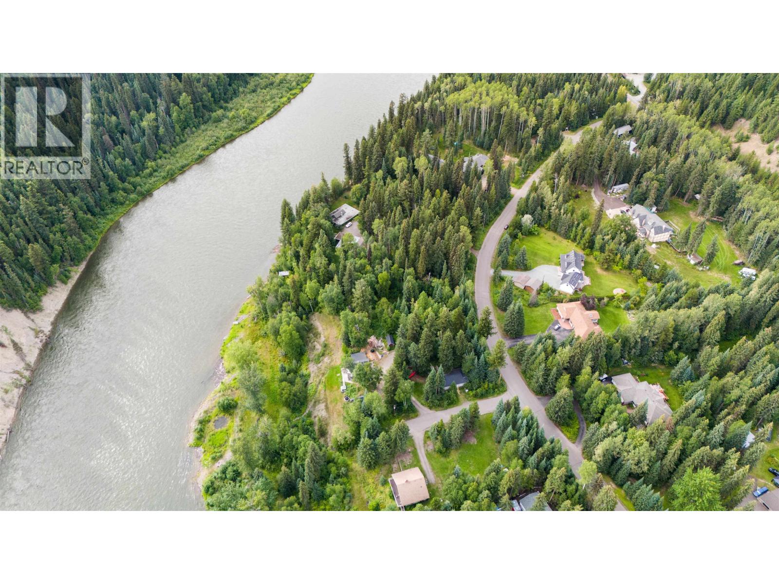 Photo 4 of 8291 Toombs Drive, Prince George BC