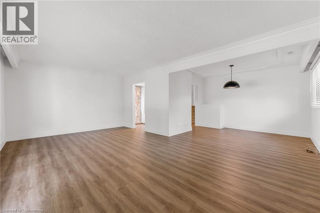 Photo 25 of 4252 William St Street, Lincoln ON