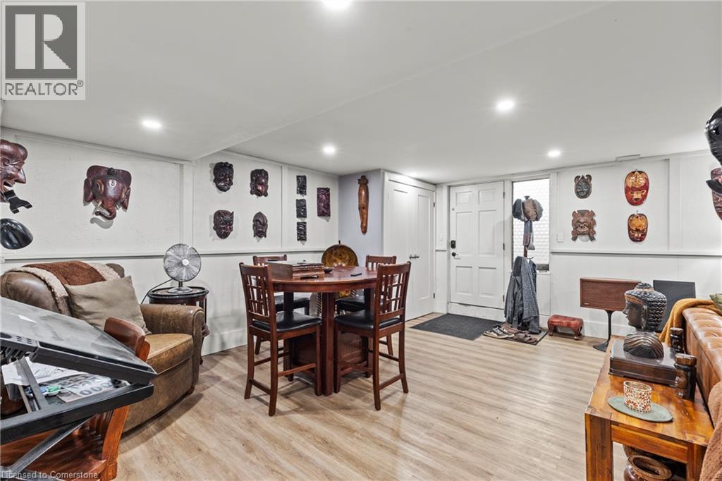Photo 44 of 4252 William St Street, Lincoln ON